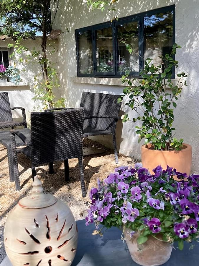 Les Cabanons De L'Oliveraie Pernes-les-Fontaines Exteriör bild